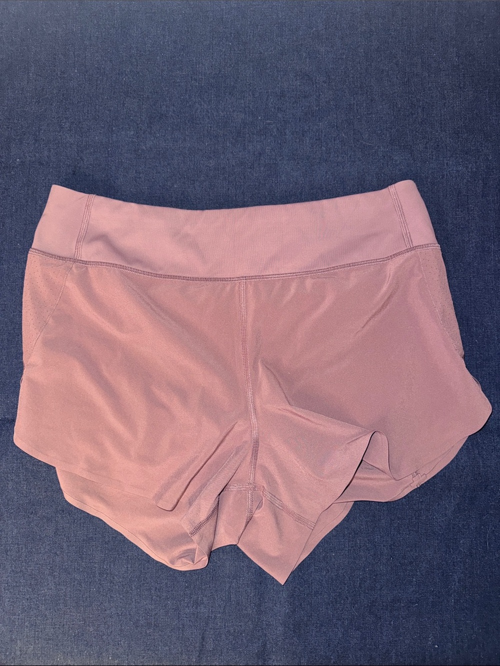Athleta purple Run With It 3” shorts size medium